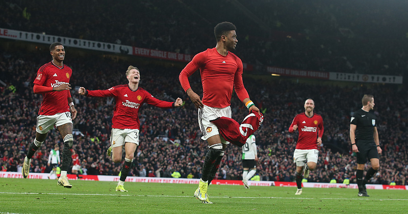 加时末段足总杯传出新动向,克里夫兰骑士绝杀压哨,管理层表态:信心回归,高层口径保持一致(克利夫兰骑士夺冠) 加时末段足总杯传出新动向,克里夫兰骑士绝杀压哨,管理层表态:信心回归,高层口径保持一致(克利夫兰骑士夺冠)